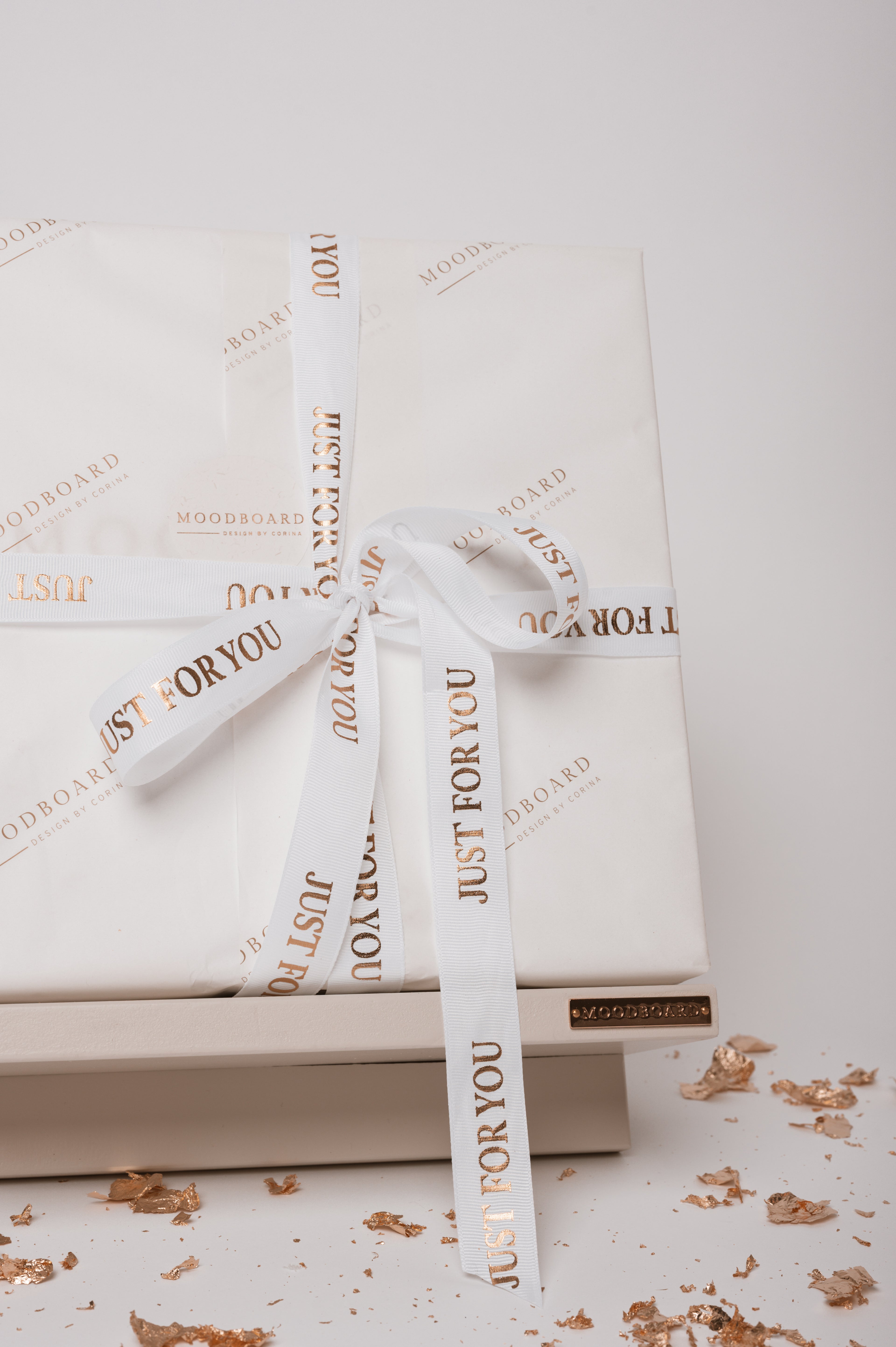 Moodboard Box Stand