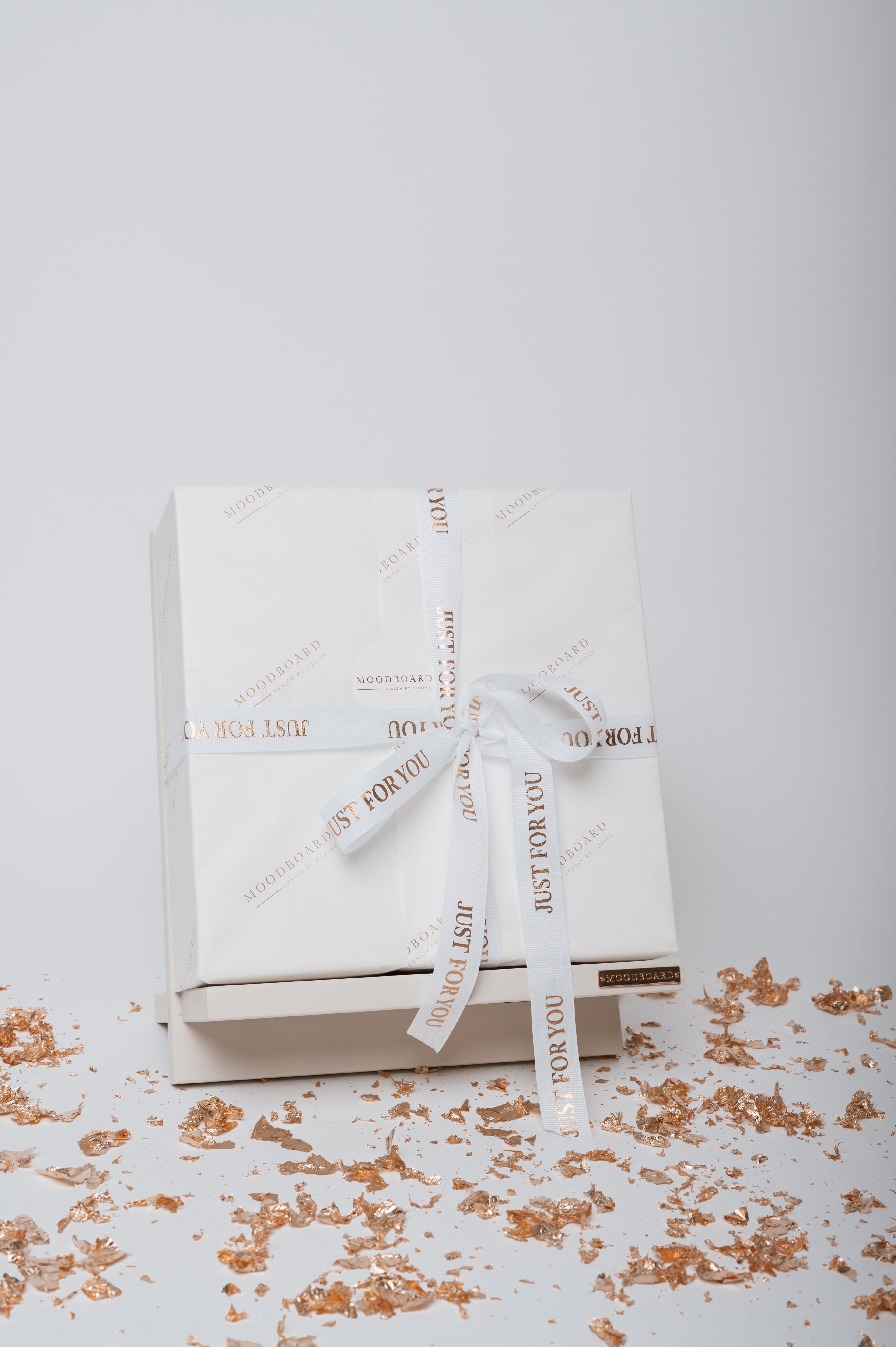 Moodboard Box Stand